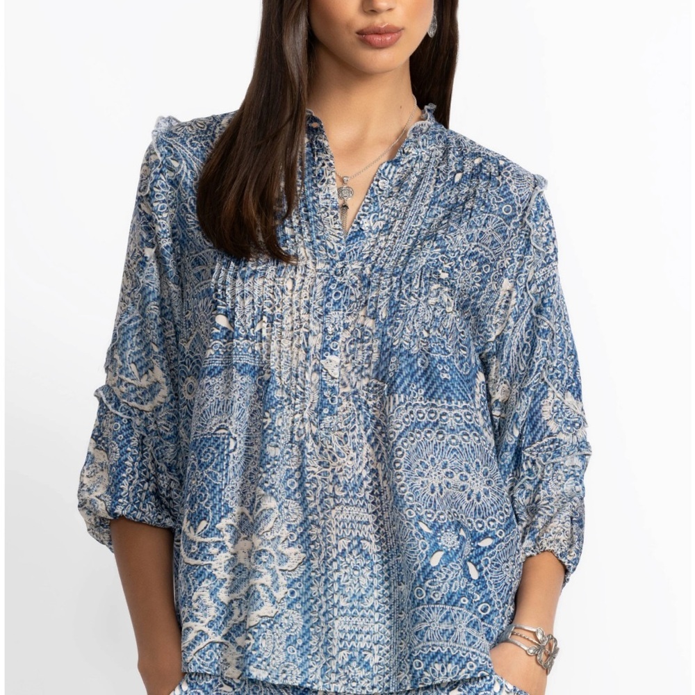 Johnny Was Zeeland Silk Blouse Top Size XS Blue Denim Print Bohemian